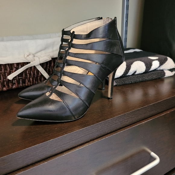 MICHAEL KORS SHOES - Picture 2 of 3